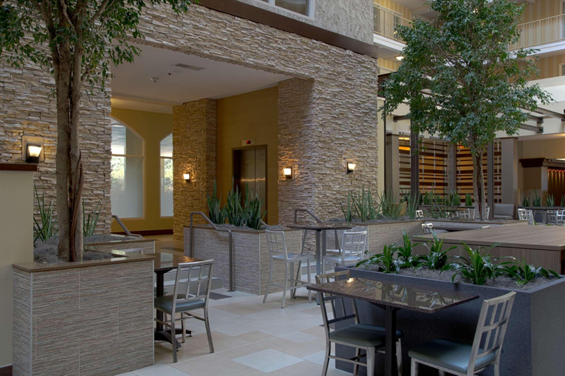 Embassy Suites By Hilton Dallas Market Center Ristorante foto